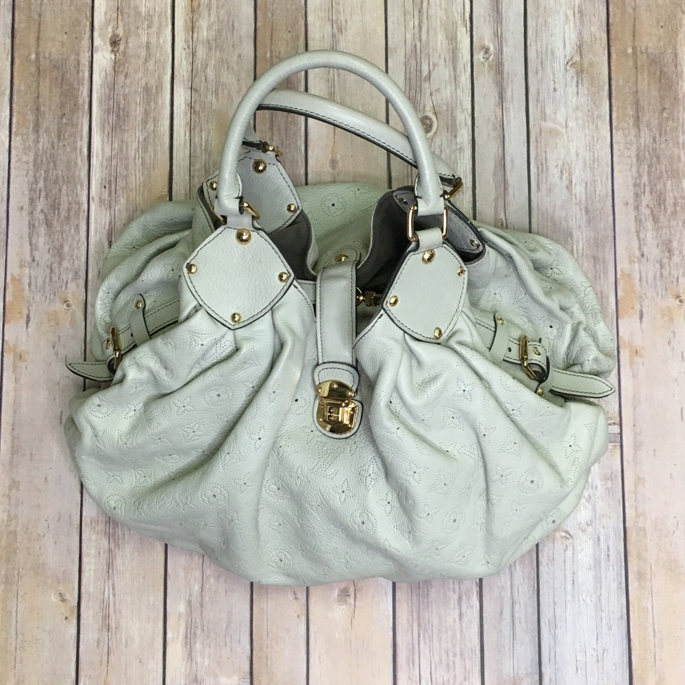Louis Vuitton Mahina hobo XL purse handbag leather